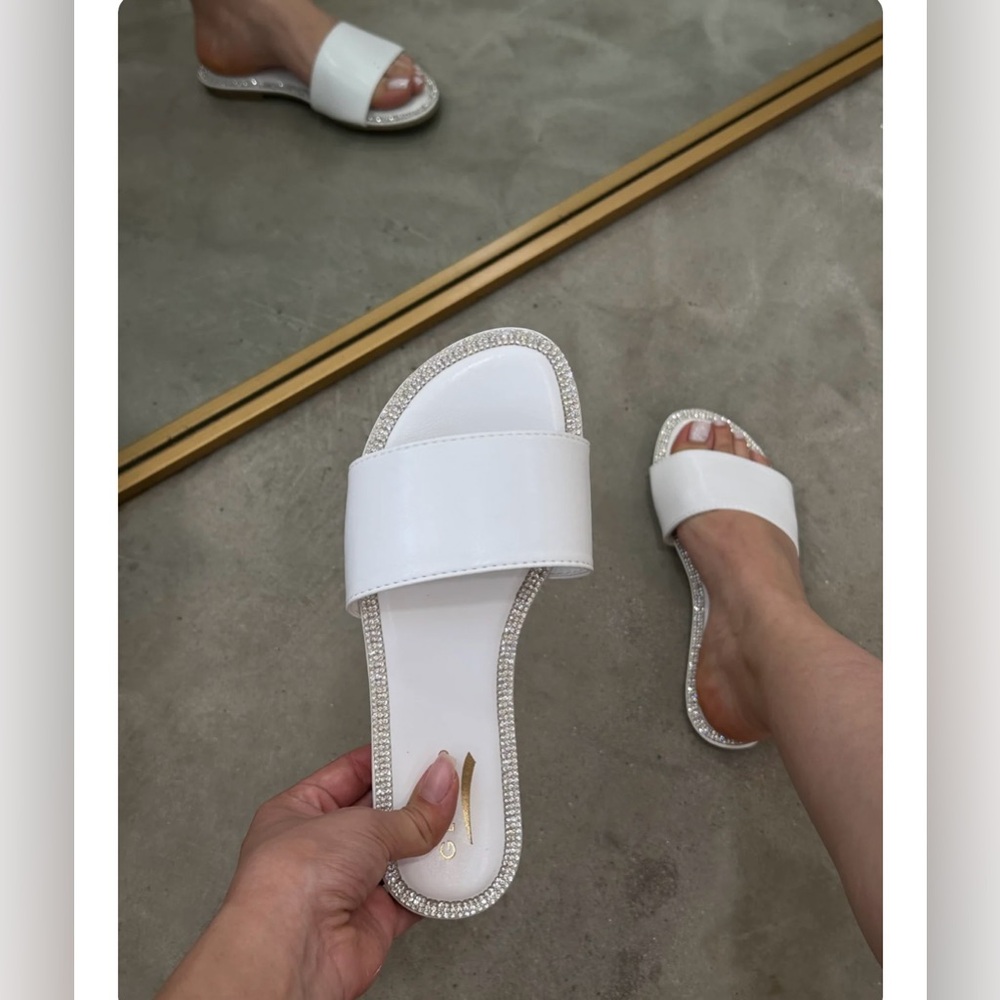 NWT Top Moda Rinestones Sandals 6.5 - Picture 4 of 10
